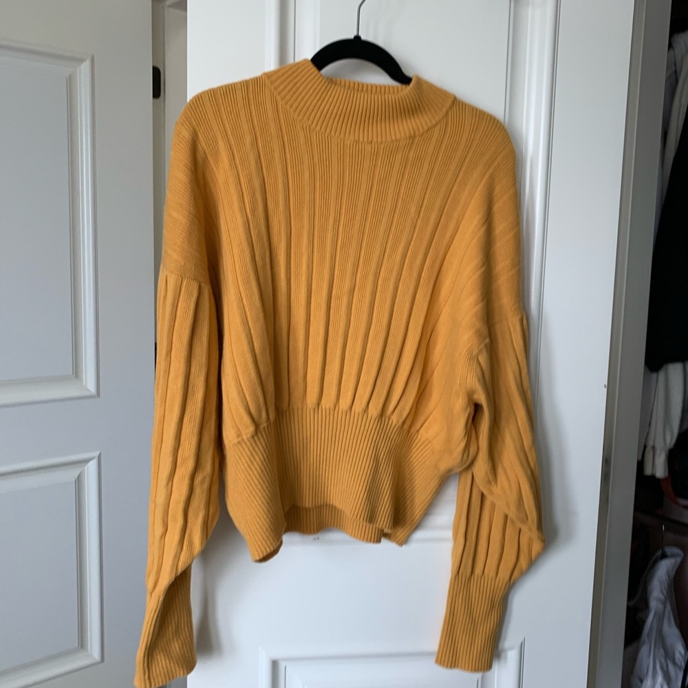 Yellow (mustard) Sweater from Aritzia (Wilfred)